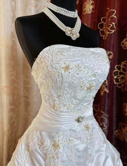 Vintage Strapless Satin Pleated Beaded Bridal Dress White Long Wedding Dress SP1611