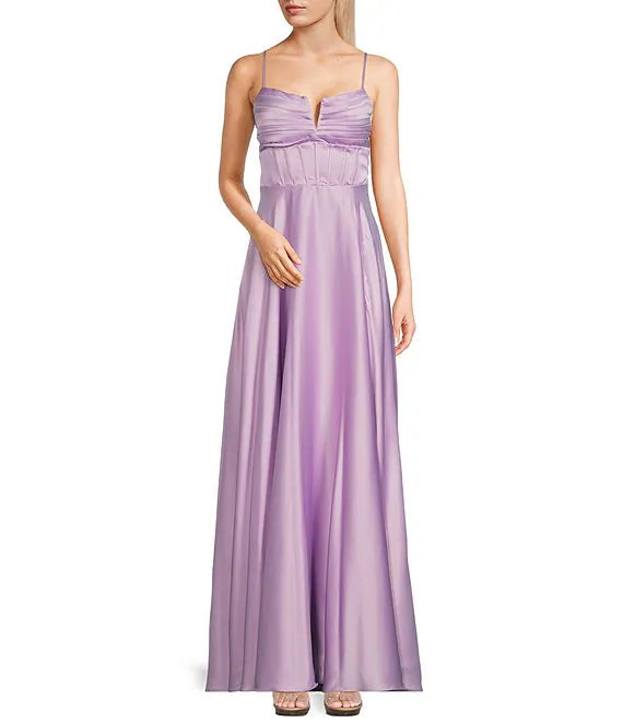 Sleeveless sweetheart pleated tight fitting corset length prom dress