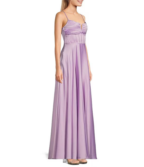 Sleeveless sweetheart pleated tight fitting corset length prom dress