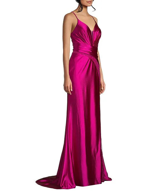 Deep V-neck fitted side opening beaded embroidery long evening dress