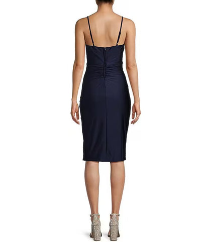 Slim shoulder strap V-neck fitting prom dress