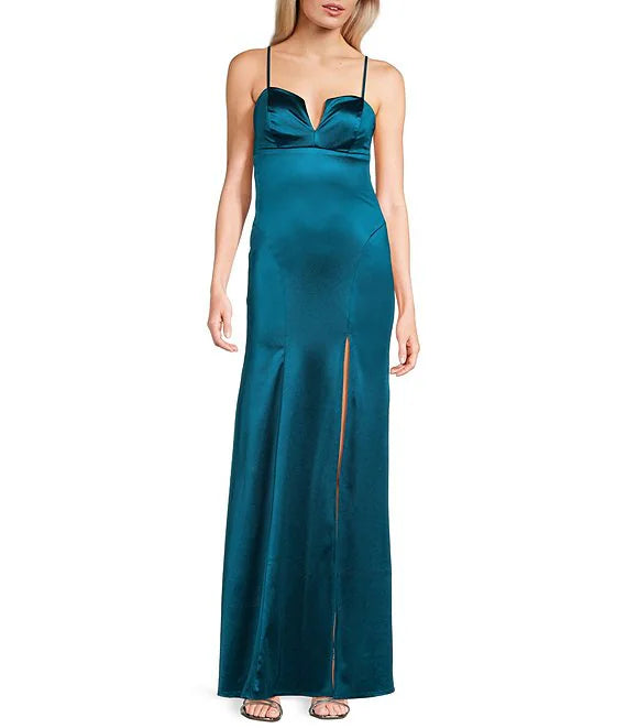 Thin shoulder strap notch neck side slit tightened back satin surface long prom dress