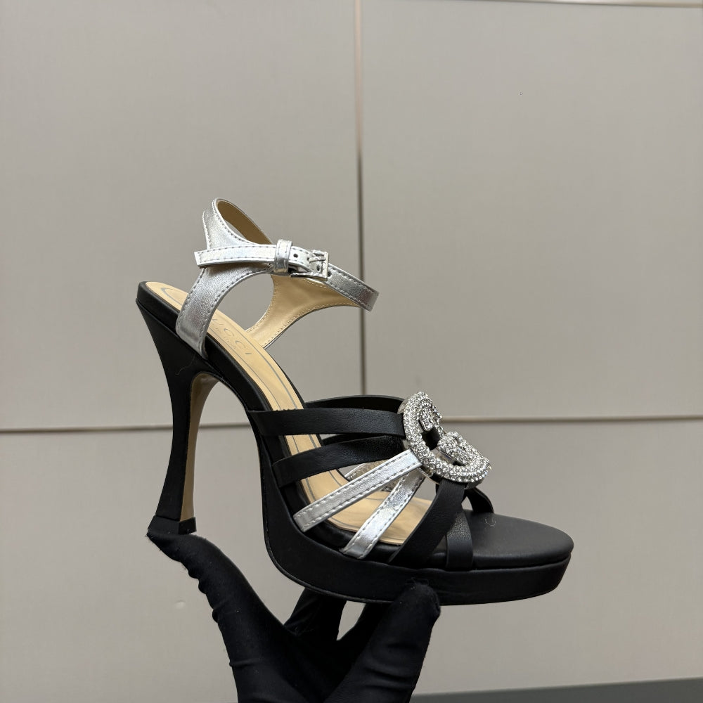 Gucci Women Pump With Crystal Interlocking G Black