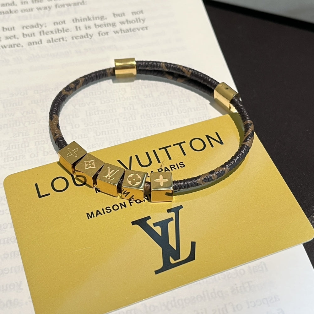 Louis Vuitton Lv Cube Bracelet Monogram Brown M8918Z