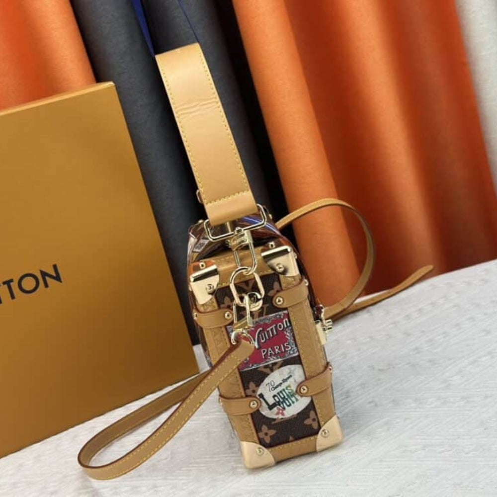 Louis Vuitton Side Trunk MM Flight Mode Gaston Monogram 21Cm M47085