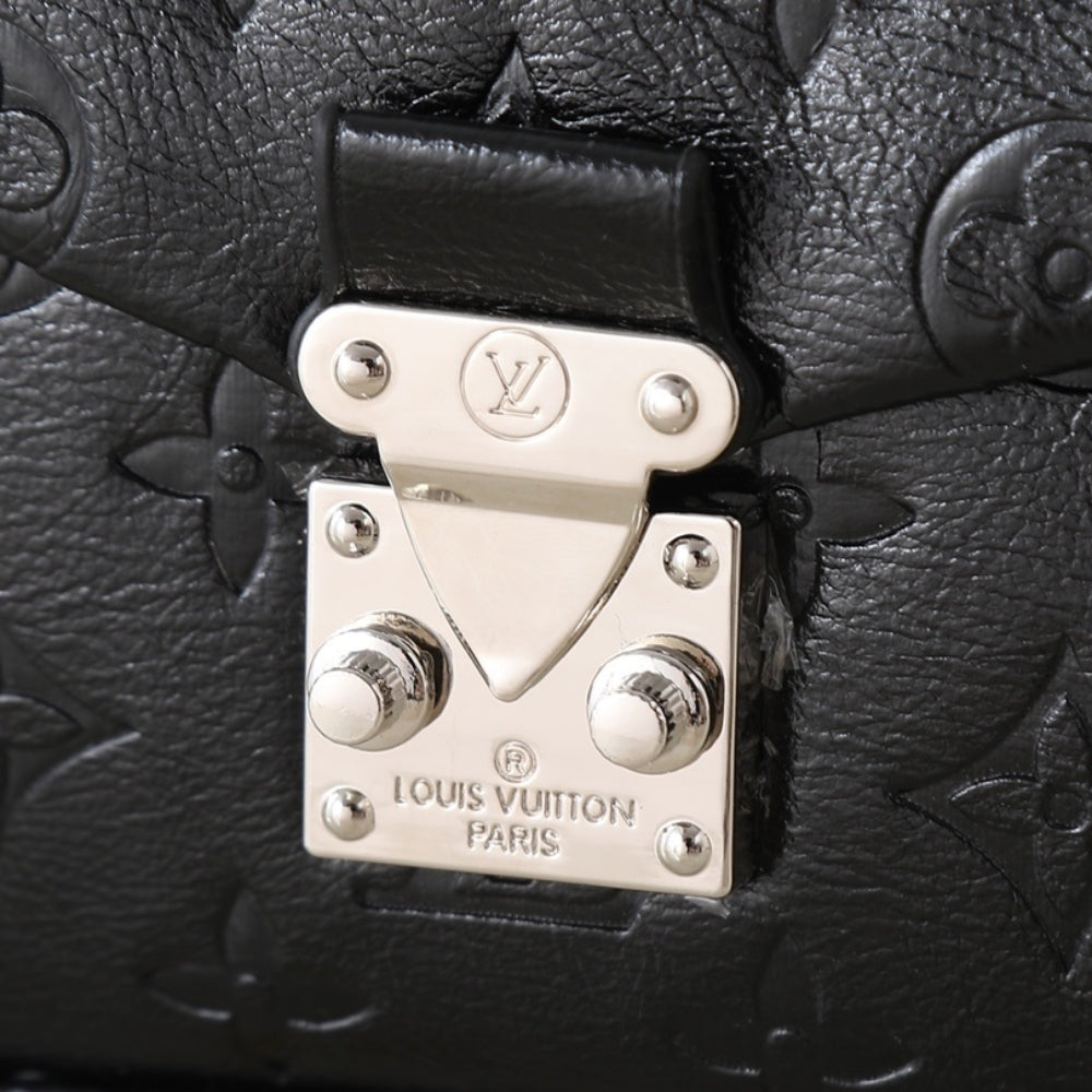 Louis Vuitton Trunkie Black 27Cm M28137