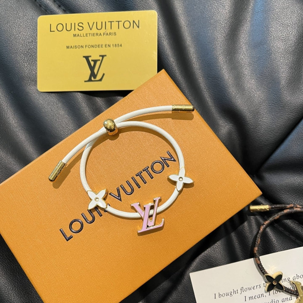 Louis Vuitton Lv Iconic Bracelet Monogram White M1020Z