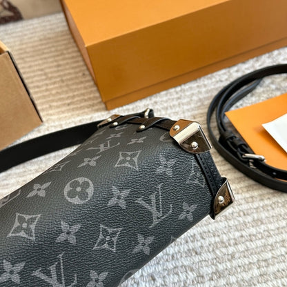 Louis Vuitton Side Trunk MM East West Monogram Eclipse 28Cm M26226