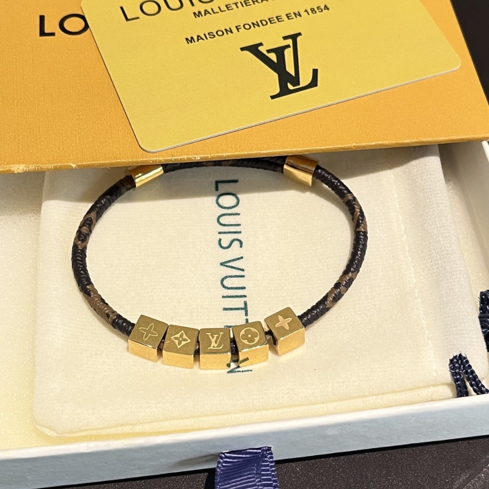 Louis Vuitton Lv Cube Bracelet Monogram Brown M8918Z