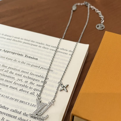 Louis Vuitton Lv Iconic Enamel Necklace Silver M02751