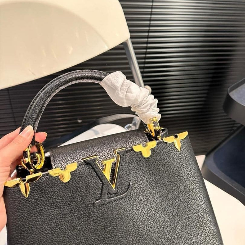 Louis Vuitton Capucines MM Bag Black 27Cm M54663