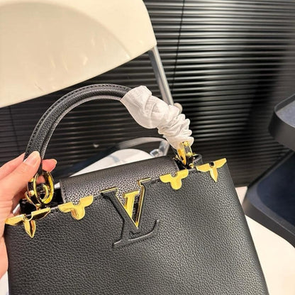 Louis Vuitton Capucines MM Bag Black 27Cm M54663