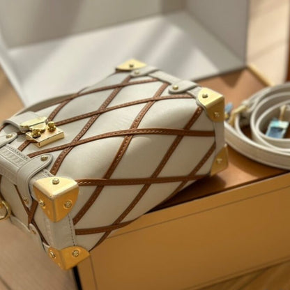 Louis Vuitton Side Trunk PM Creme Noisette 18Cm M25216