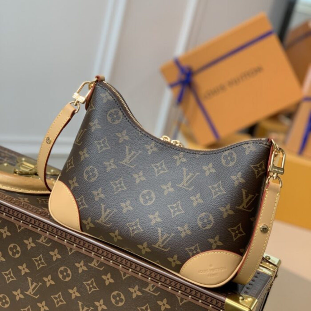 Louis Vuitton Boulogne Beige 29Cm M45832