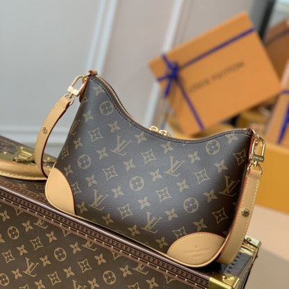 Louis Vuitton Boulogne Beige 29Cm M45832