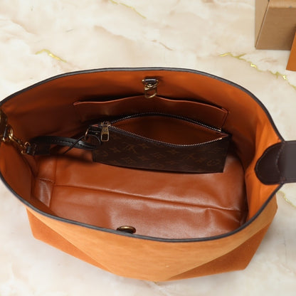 Louis Vuitton Hobo MM Tan 35Cm M25516