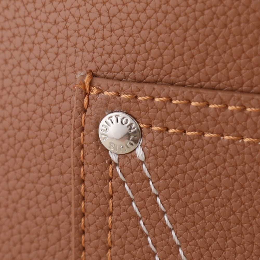 Louis Vuitton Verso Hobo Tan 33Cm M26745