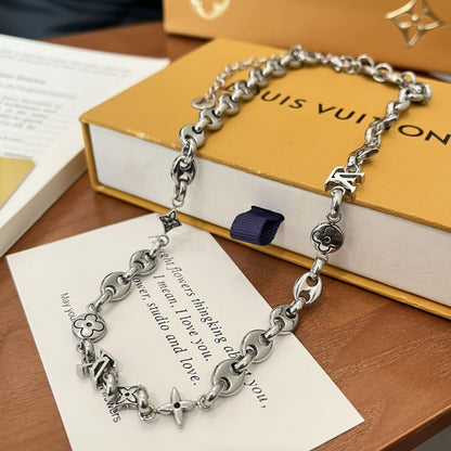 Louis Vuitton Lv Sailor Medium Chain Necklace Silver M03189