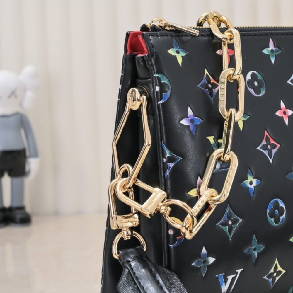 Louis Vuitton Coussin PM Black 26Cm M21353