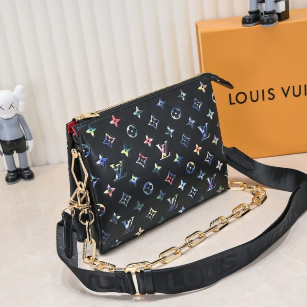 Louis Vuitton Coussin PM Black 26Cm M21353