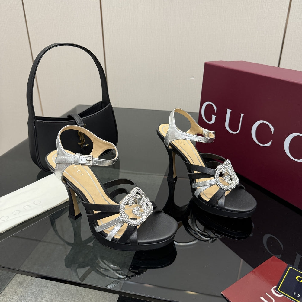 Gucci Women Pump With Crystal Interlocking G Black