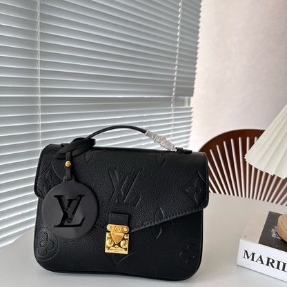 Louis Vuitton Pochette Métis With Black Tag Black 25Cm