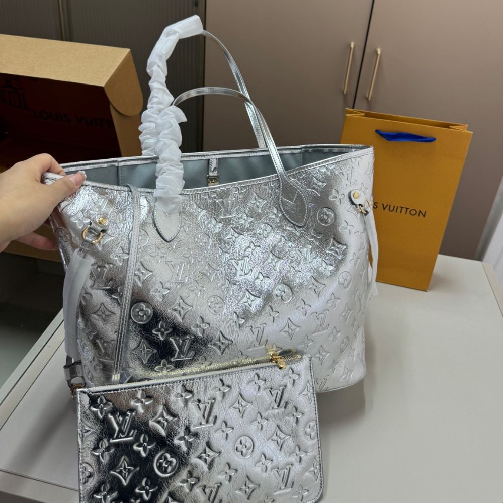 Louis Vuitton Neverfull MM Silver 32Cm