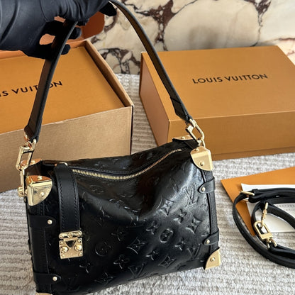 Louis Vuitton MM Side Trunk Bag Gold Metal Black 23Cm