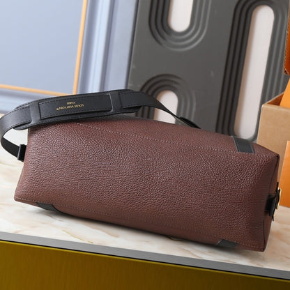 Louis Vuitton Lv Biker MM Brown 38Cm M26563