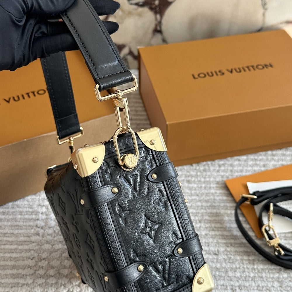 Louis Vuitton MM Side Trunk Bag Gold Metal Black 23Cm