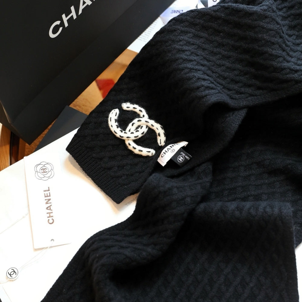 Chanel Cc Logo Patch Cashmere Scarf Black