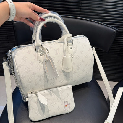 Louis Vuitton Speedy P9 Bandoulière 30 In White 30Cm