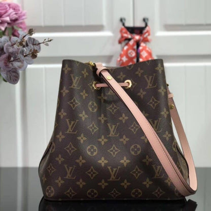 Louis Vuitton Neonoe Rose Pink 26Cm M44022