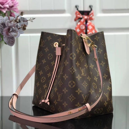 Louis Vuitton Neonoe Rose Pink 26Cm M44022