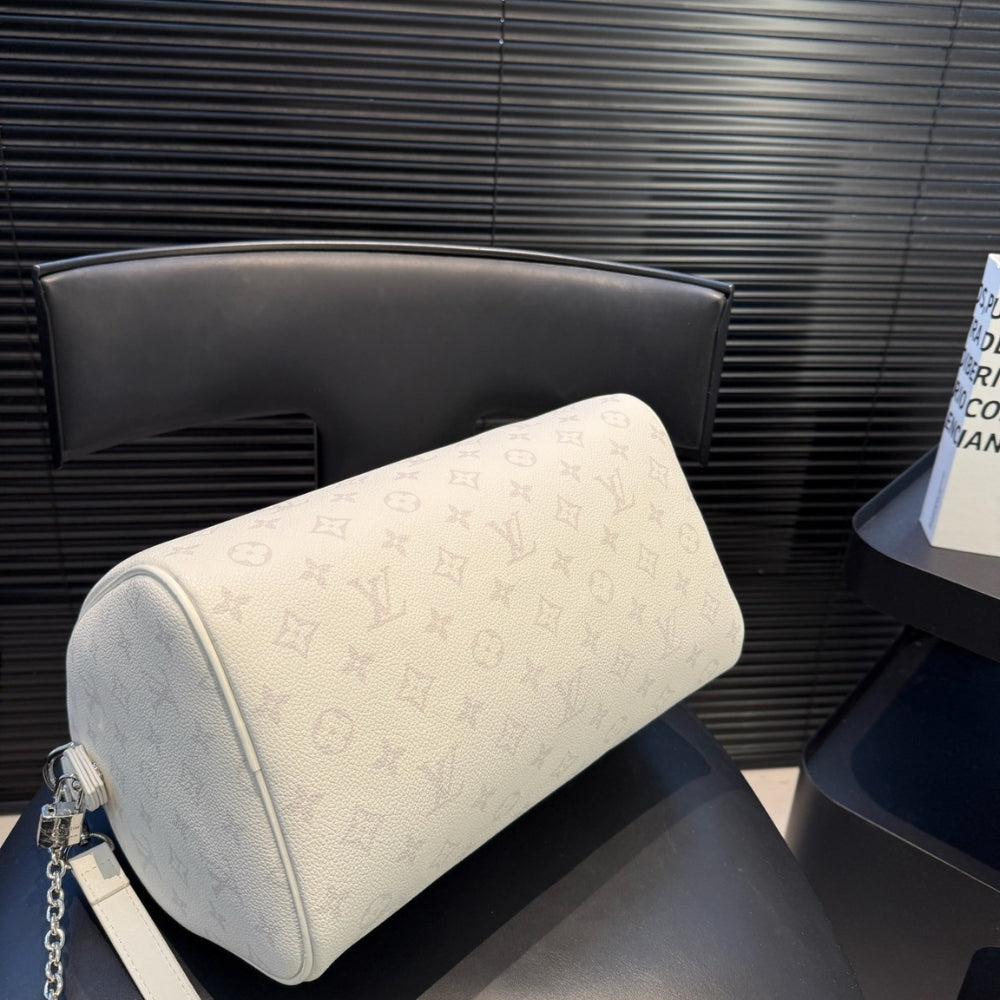 Louis Vuitton Speedy P9 Bandoulière 30 In White 30Cm