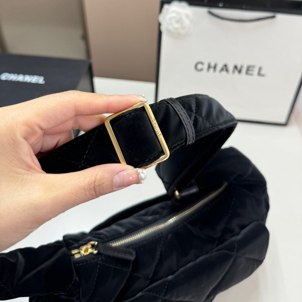 Chanel Maxi Bowling Bag Velvet Effect Nylon And Gold Tone Metal Black 27Cm