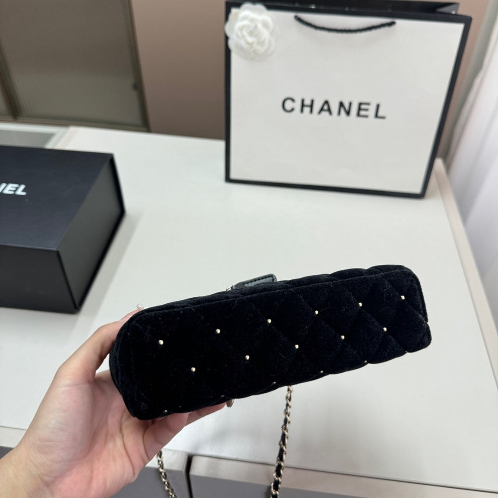 Chanel Vanity With Chain Velvet Diamante And Gold Tone Metal Black 19Cm
