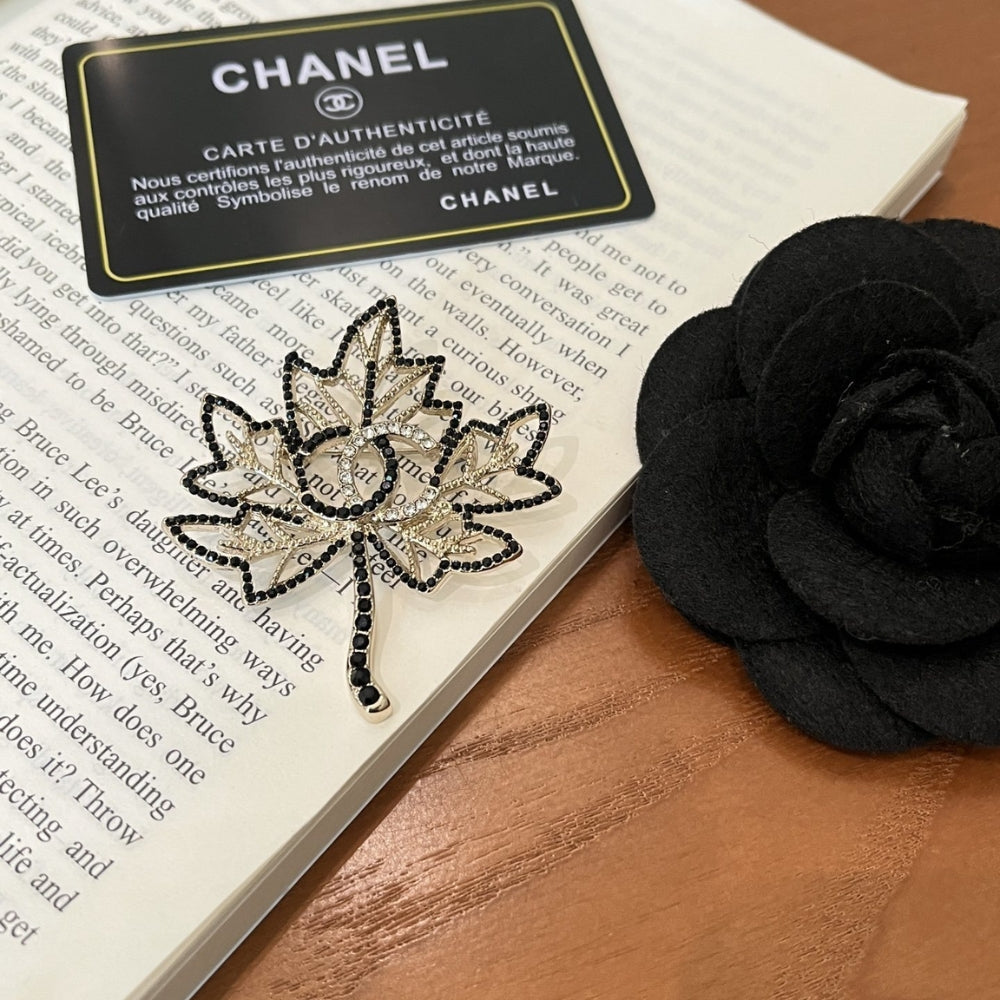 Chanel Cc Leaf Brooch Black Gold