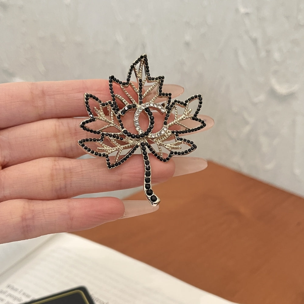 Chanel Cc Leaf Brooch Black Gold