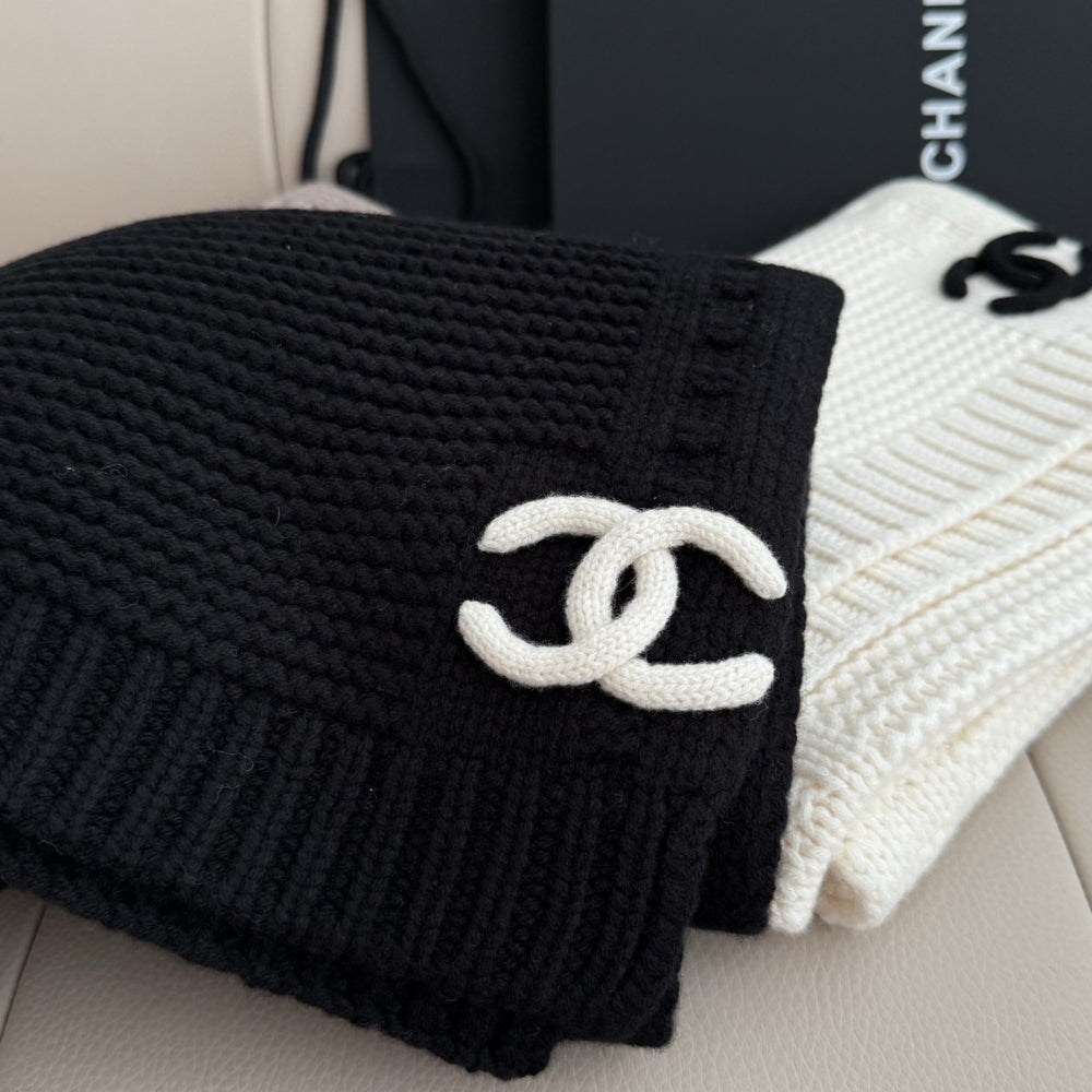 Chanel Cashmere Knit Scarve Black