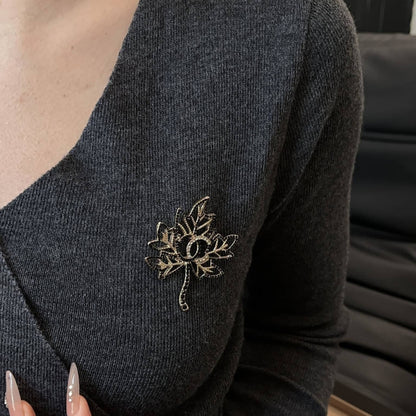 Chanel Cc Leaf Brooch Black Gold