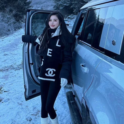 Chanel Logo Cashmere Muffler Black And White 170Cm