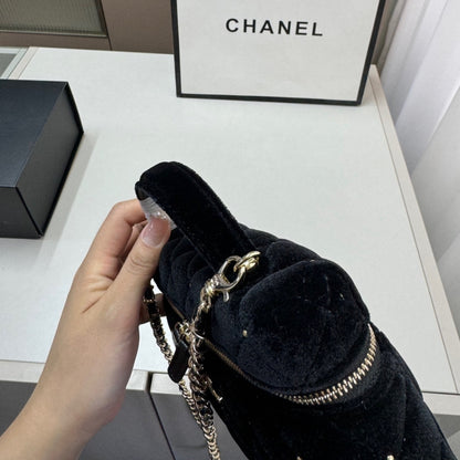 Chanel Vanity With Chain Velvet Diamante And Gold Tone Metal Black 19Cm