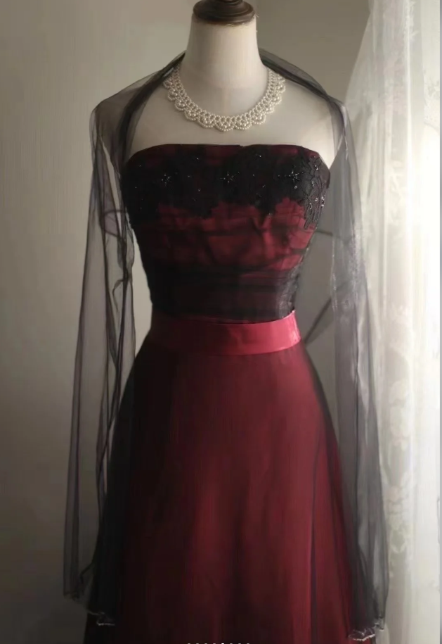 Vintage Burgundy Strapless Satin Tulle Appliques Mermaid Long Party Dress Evening Gown