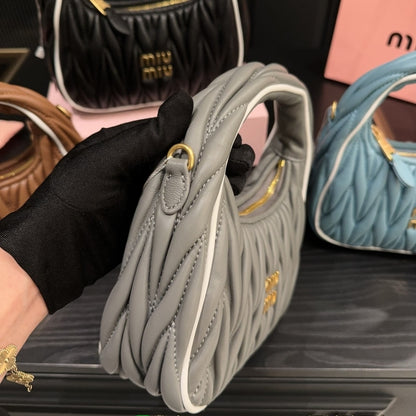 MIUMIU WANDER MATELASSÉ BAG MARBLE GRAY AND WHITE 20CM 5BC125 2IBS F0RXG V OOF