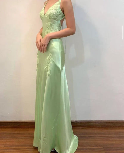 Green V-neck exquisite embroidery long satin ball gown evening dress gh2939