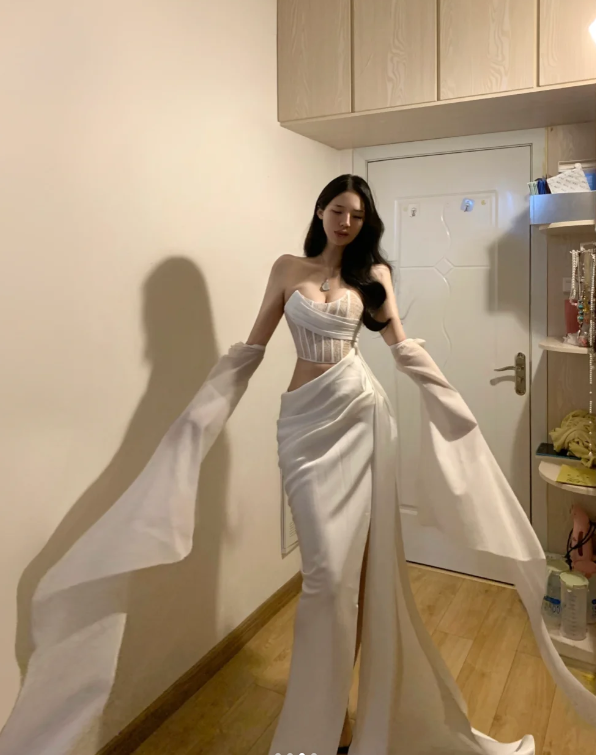 Sexy Strapless Satin Slit White Mermaid Long Prom Gown Party Dress