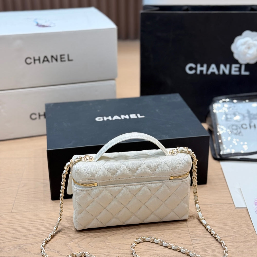 Chanel Classic Vanity With Chain Gold Hardware White 19Cm