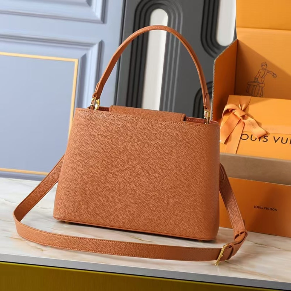 Louis Vuitton Capucines MM Souple Cognac 33Cm M14371