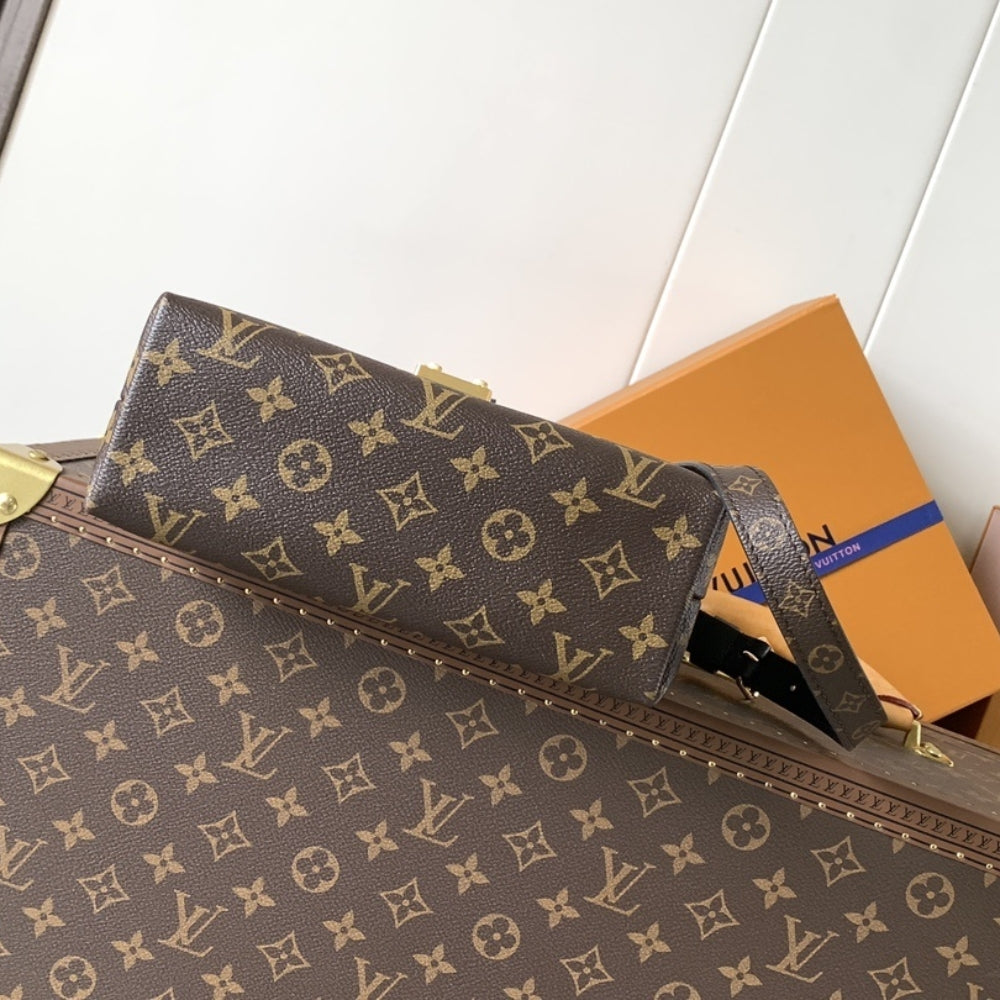 Louis Vuitton Madeleine BB Monogram Black 24Cm M27511